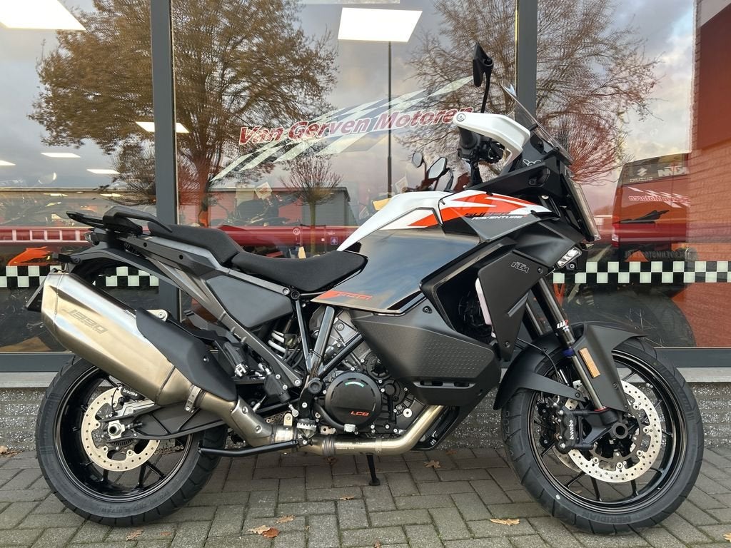 KTM 1390 Super Adventure S EVO