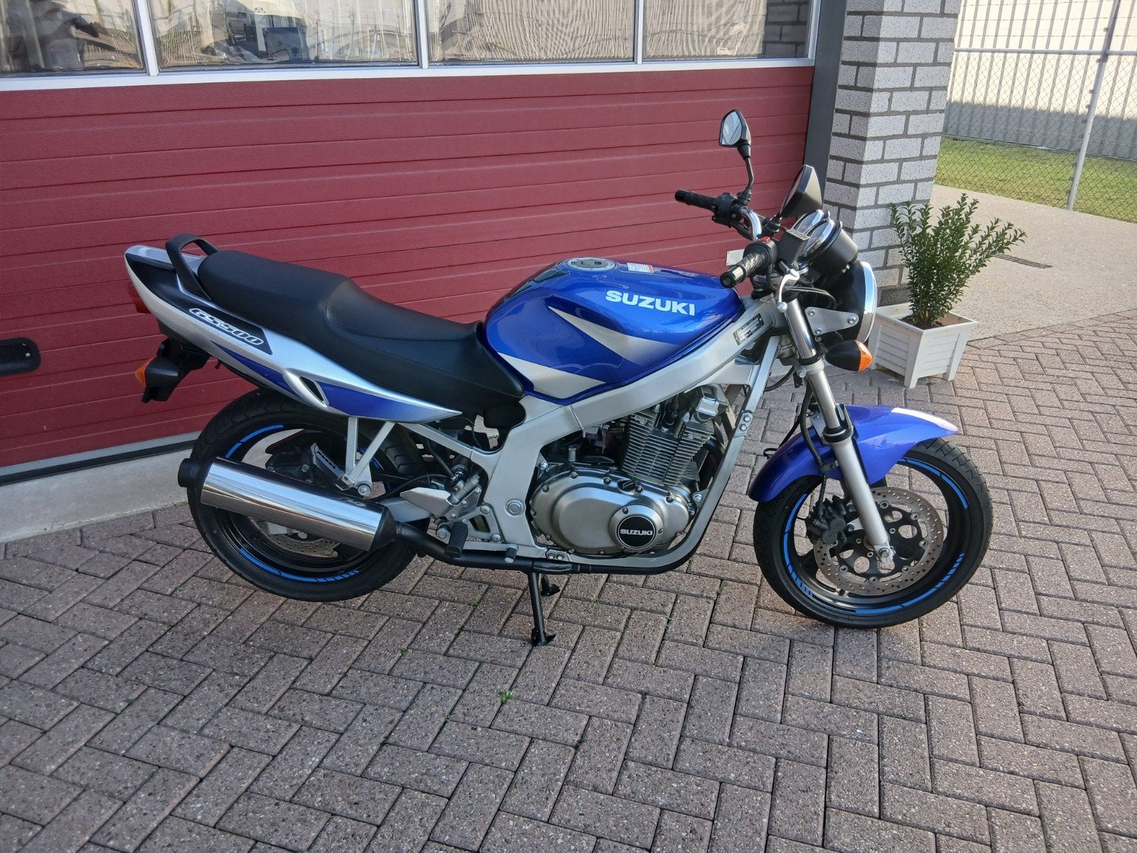 Suzuki GS 500