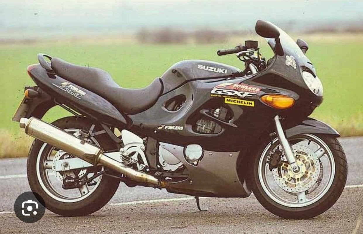 Suzuki GSX 750F