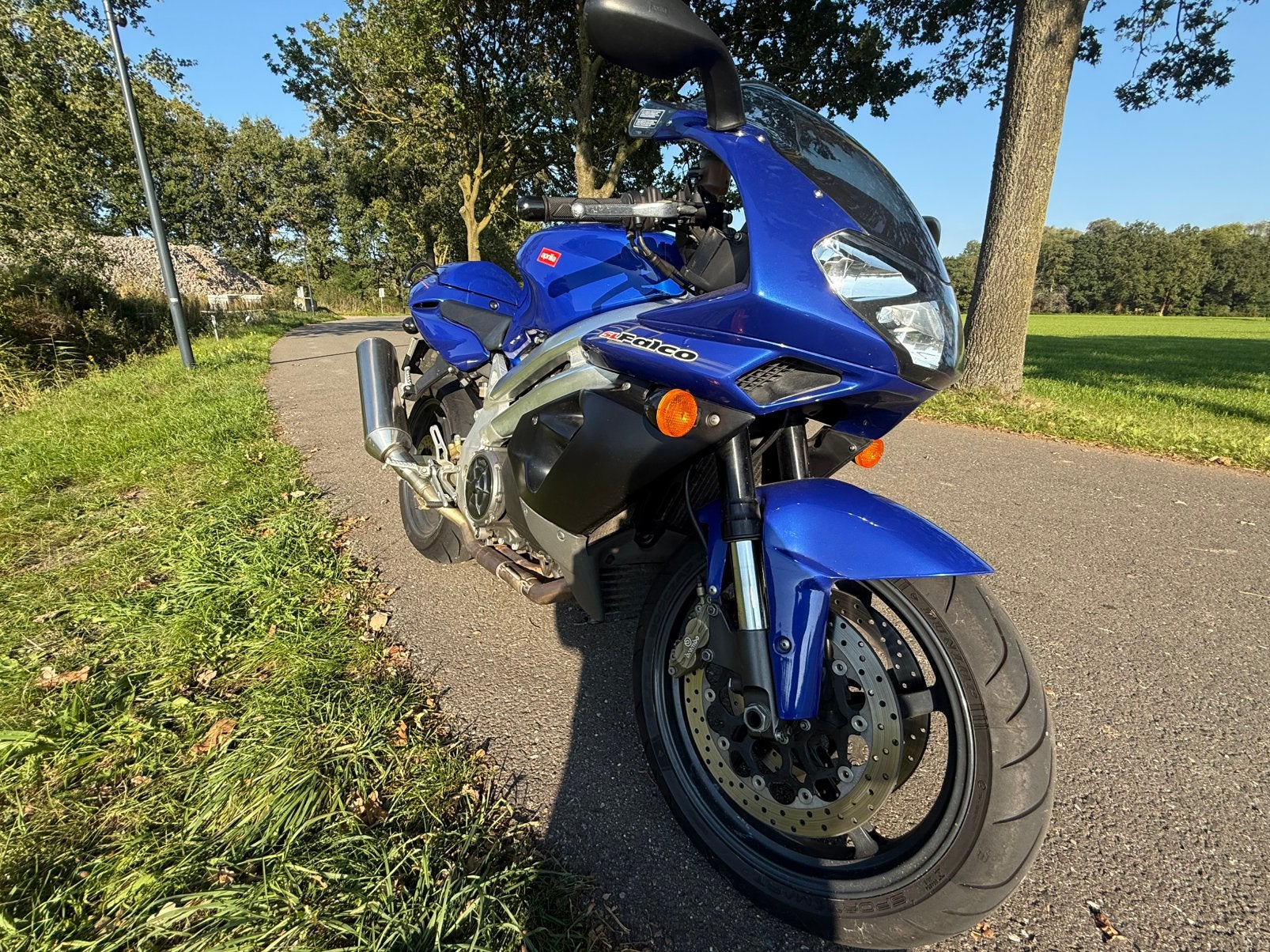 Aprilia SL 1000 Falco