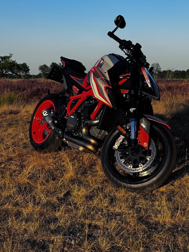 KTM 1290 Super Duke R Evo