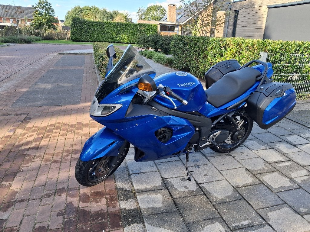Triumph Sprint ST 1050