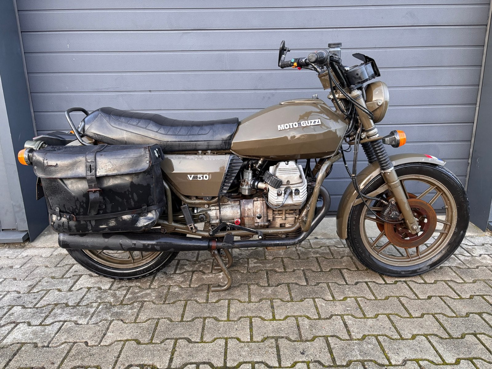 Moto Guzzi V 50
