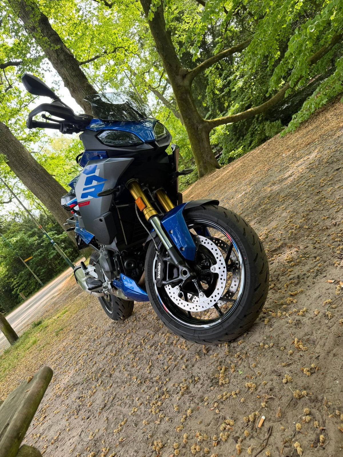 BMW F900 XR
