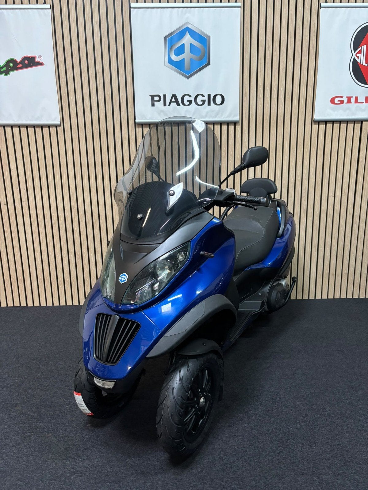 Piaggio MP3 400 LT Sport