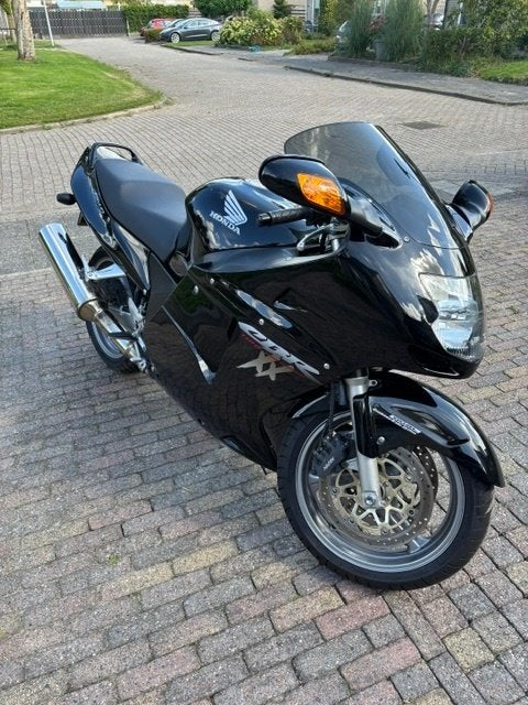 Honda CBR 1100XX Super Blackbird