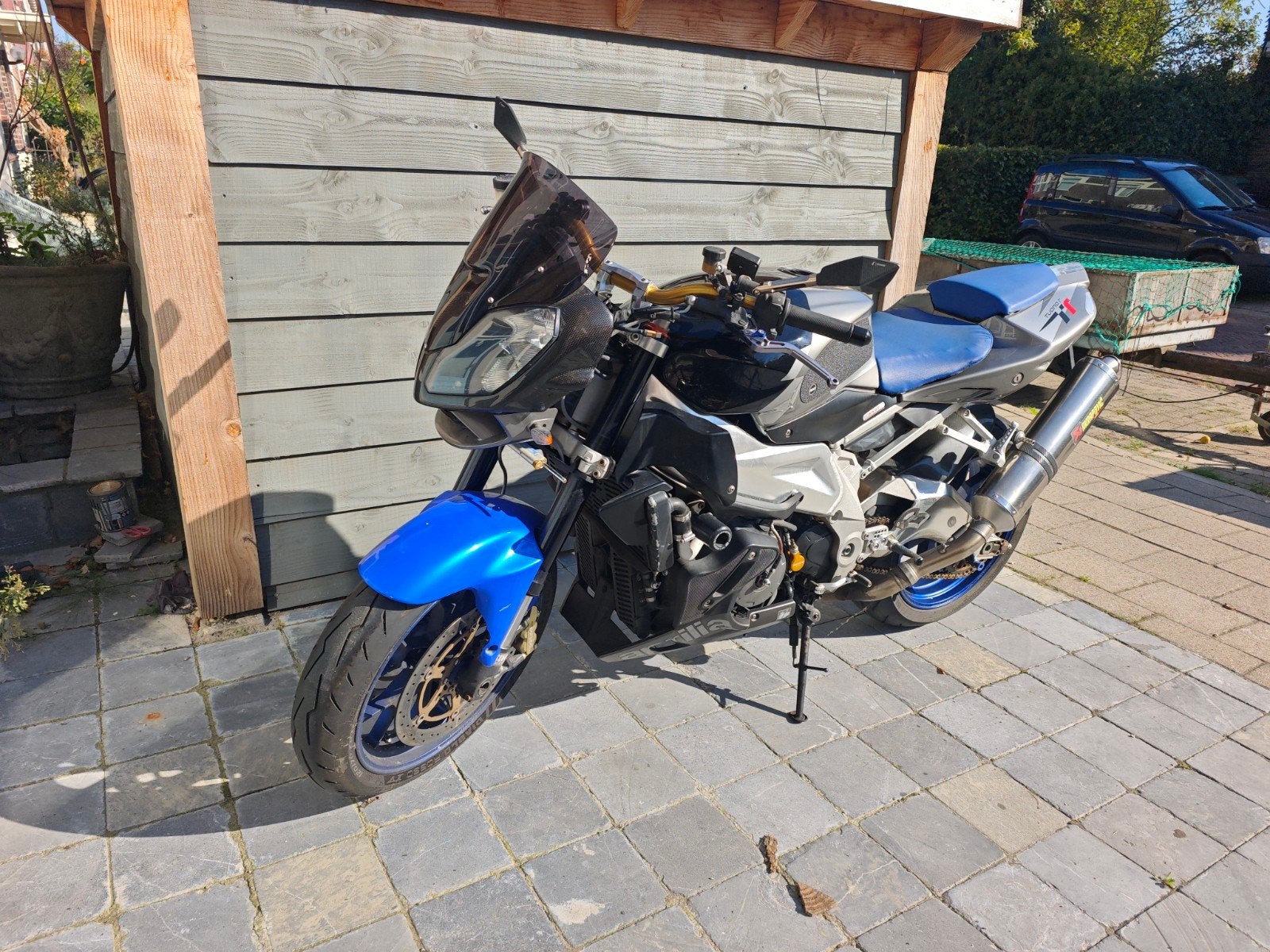 Aprilia Tuono 1000 R
