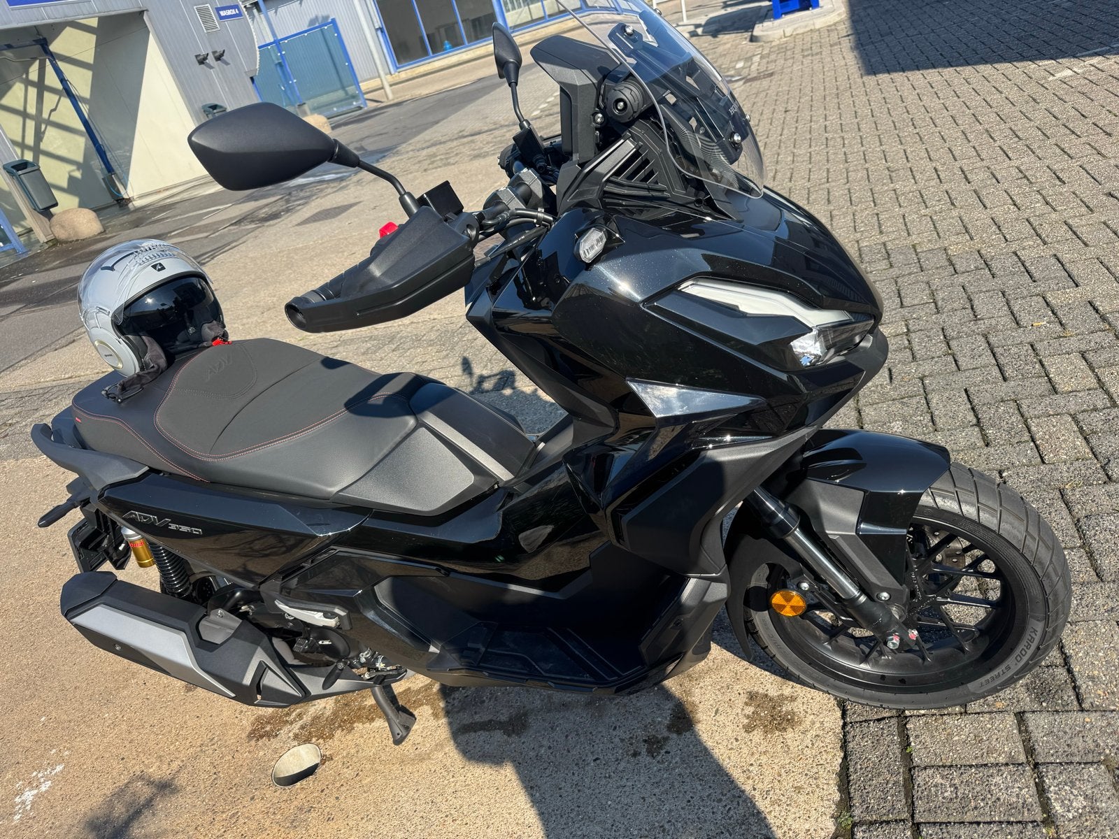 Honda ADV 350