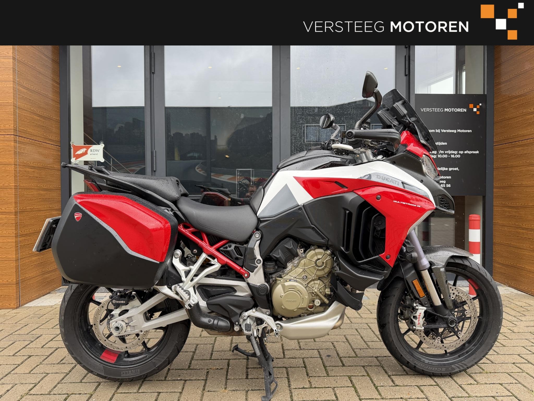 Ducati Multistrada V4S