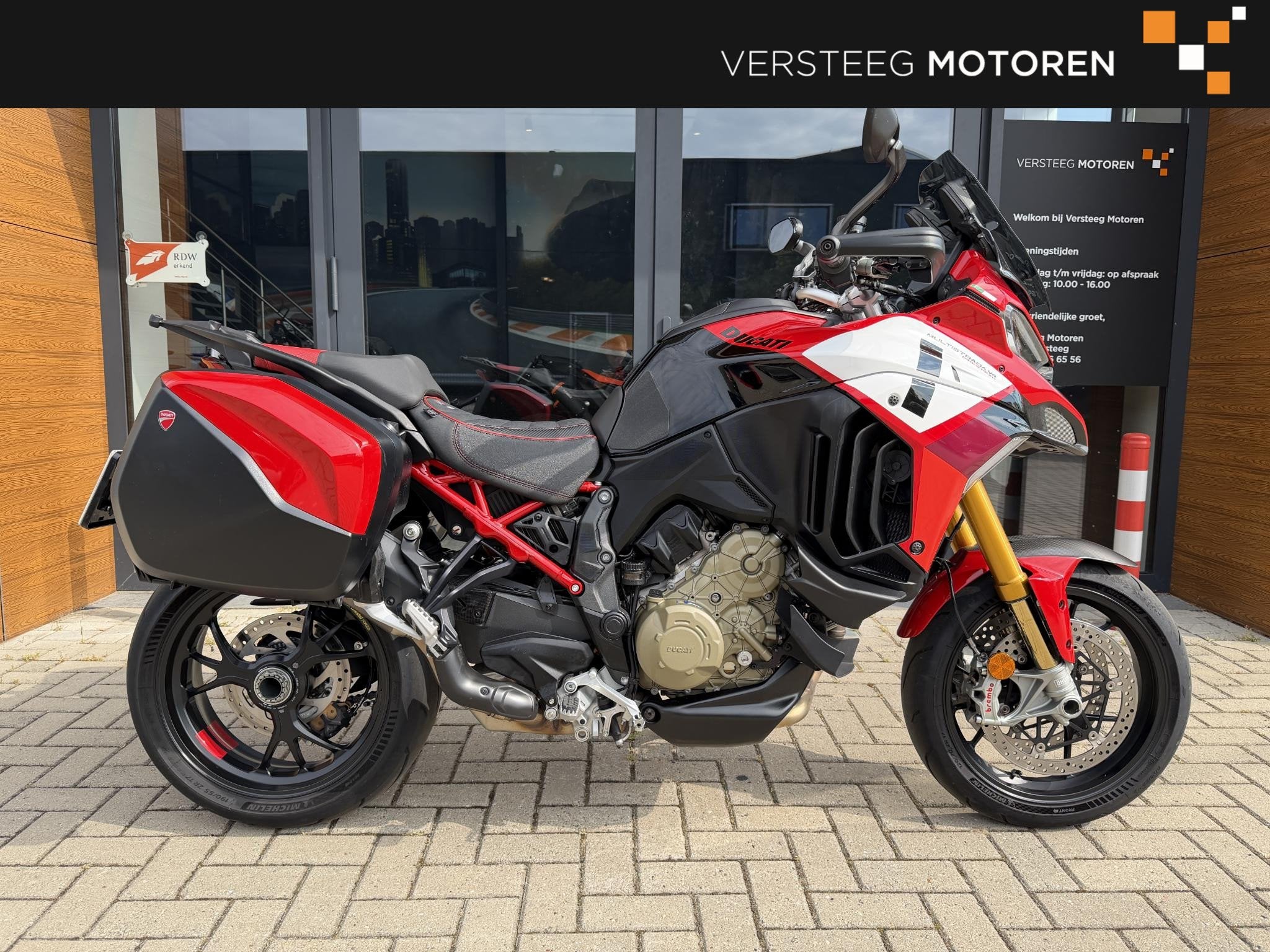 Ducati Multistrada V4S