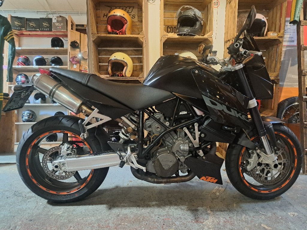 KTM 990 Duke