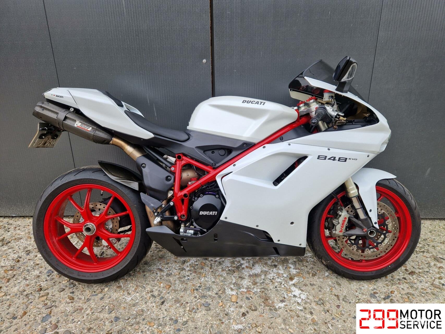 Ducati 848 EVO