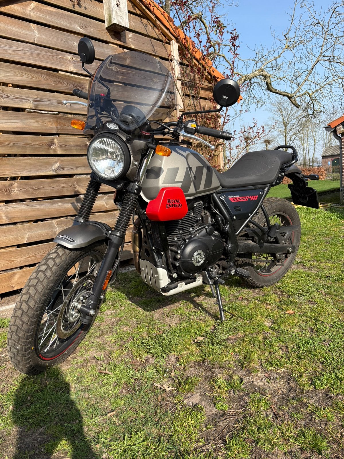 Royal Enfield Himalayan 411