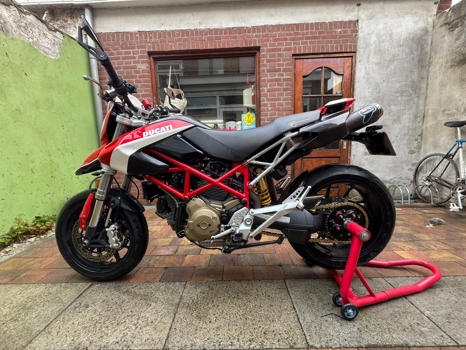 Ducati Hypermotard 1100