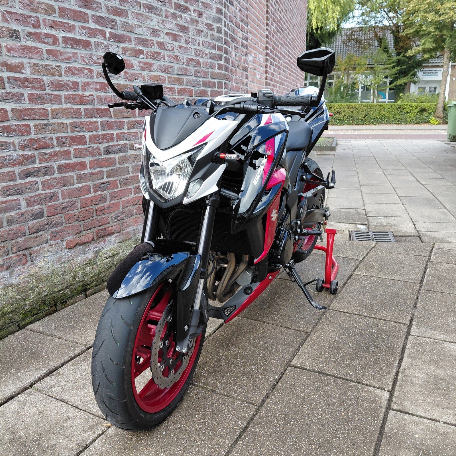 Suzuki GSX-S 750