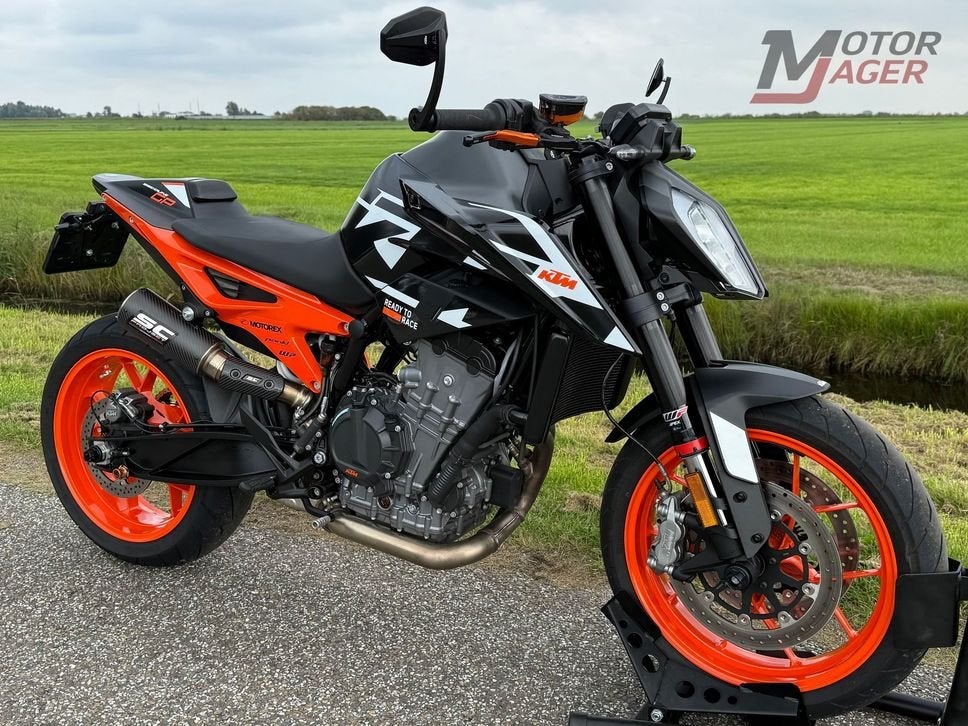 KTM 890 Duke