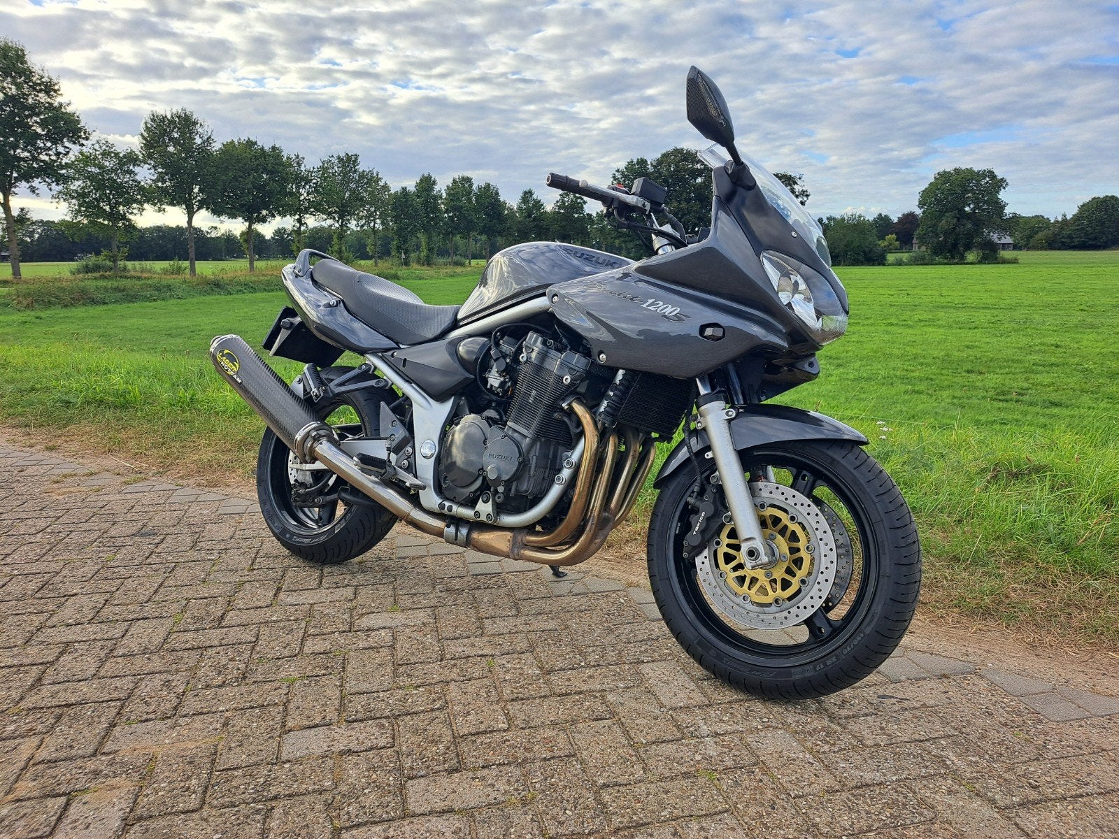Suzuki GSF 1200S Bandit