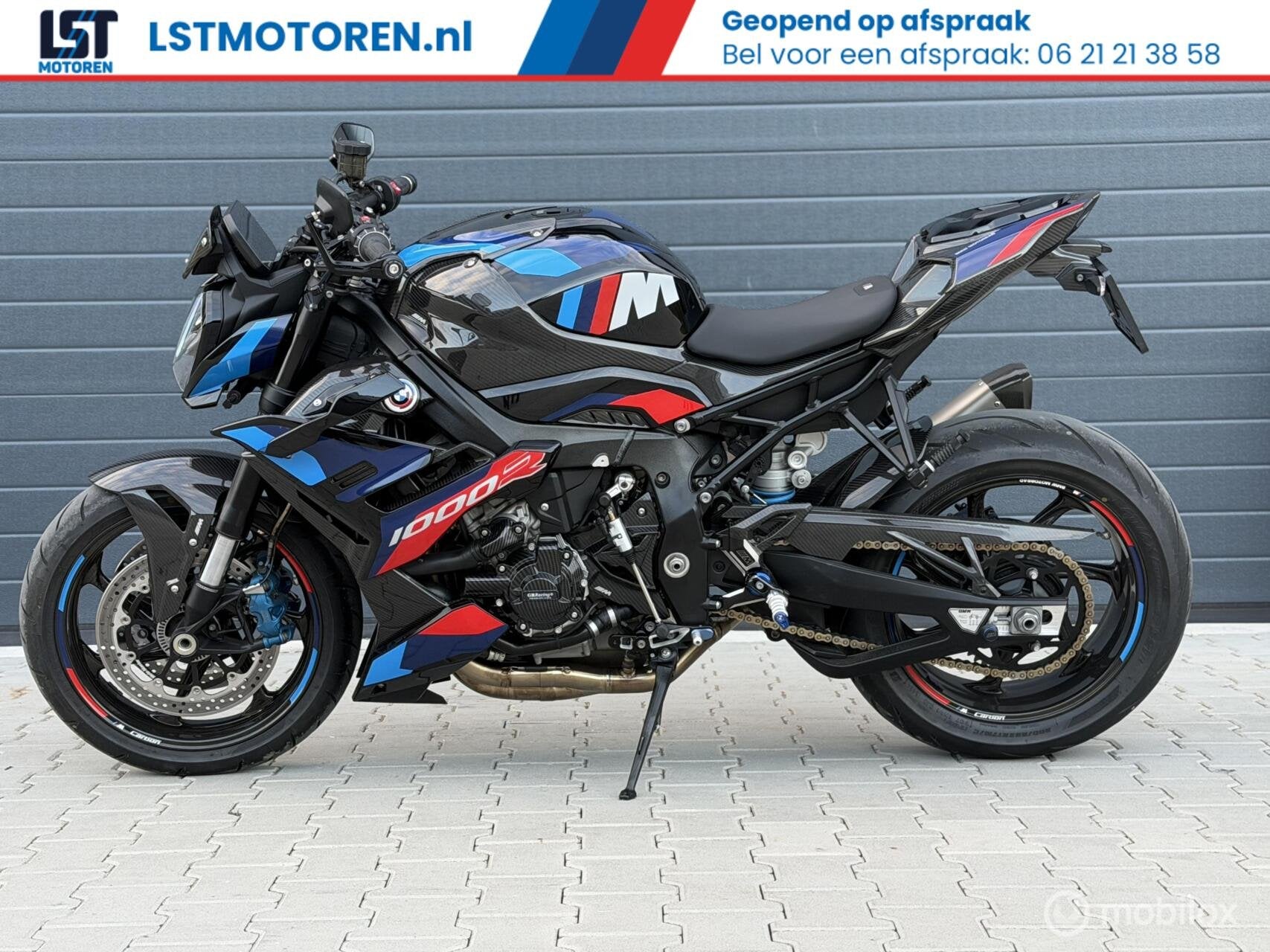 BMW M 1000 R