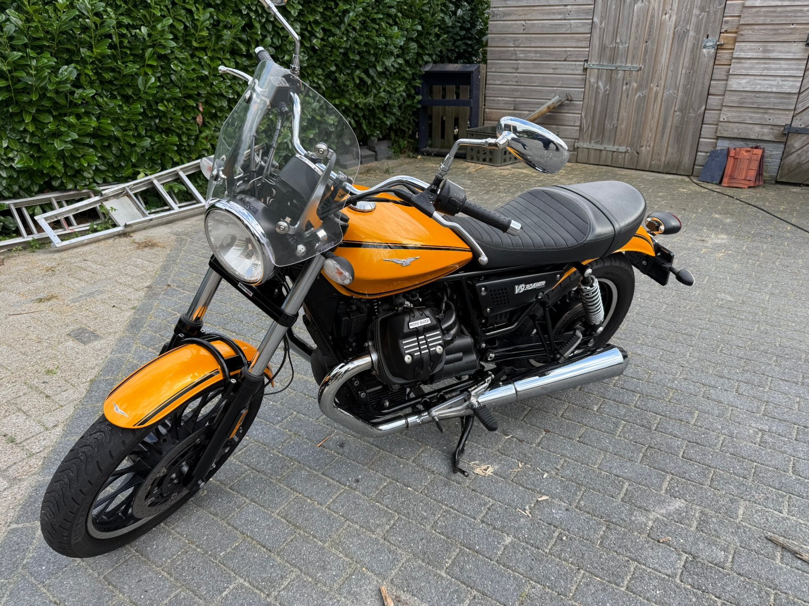 Moto Guzzi V9 Roamer