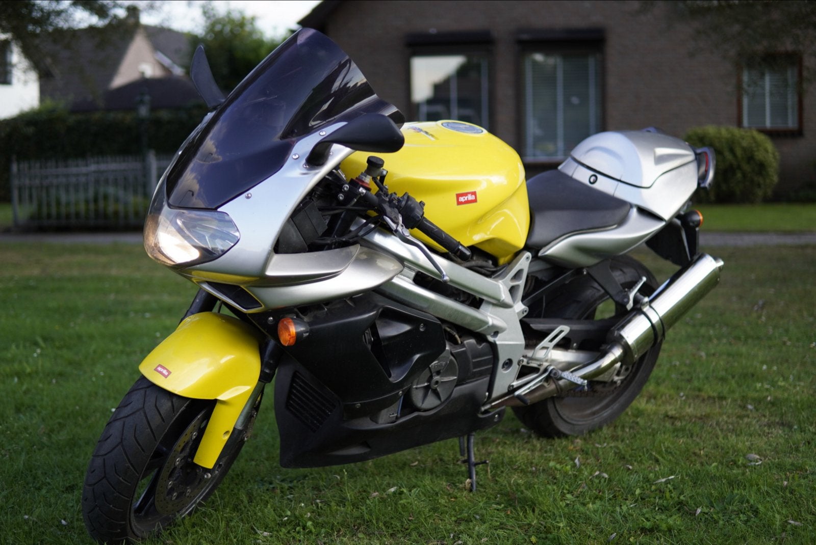 Aprilia SL 1000 Falco