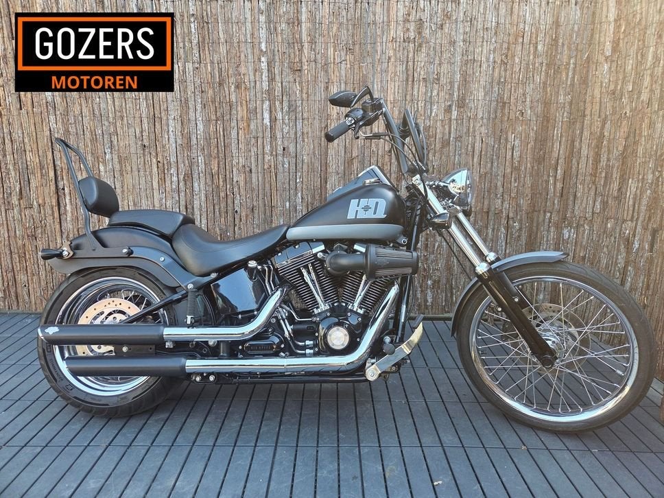 Harley-Davidson FXSTC Softail Custom