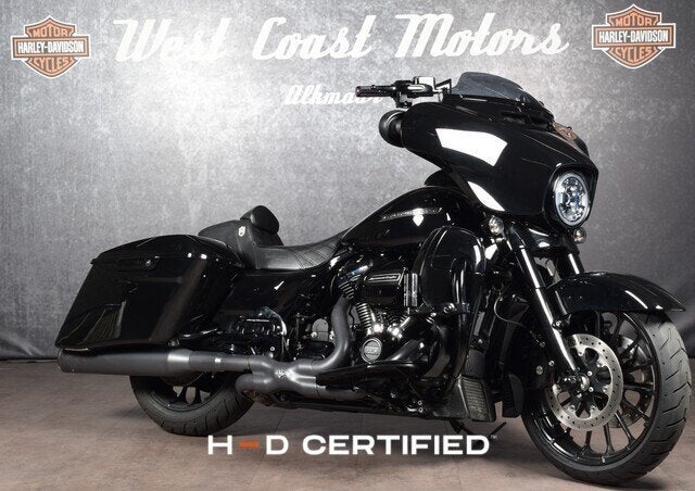 Harley-Davidson FLHXS Street Glide Special