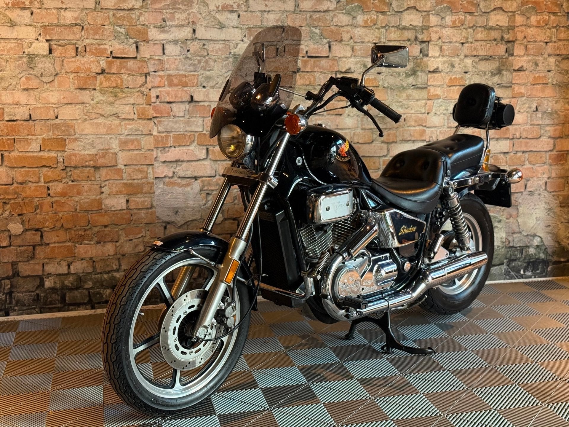 Honda VT 700C Shadow