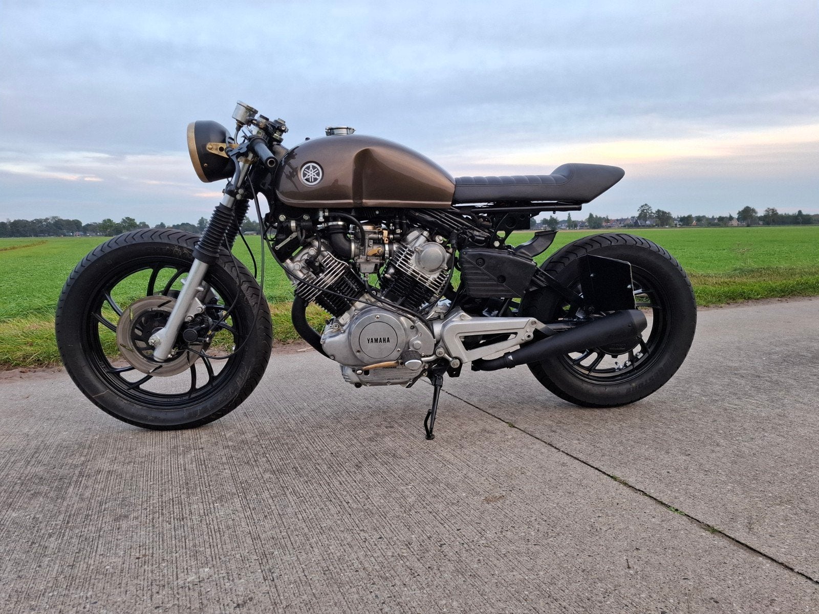 Yamaha XV 920