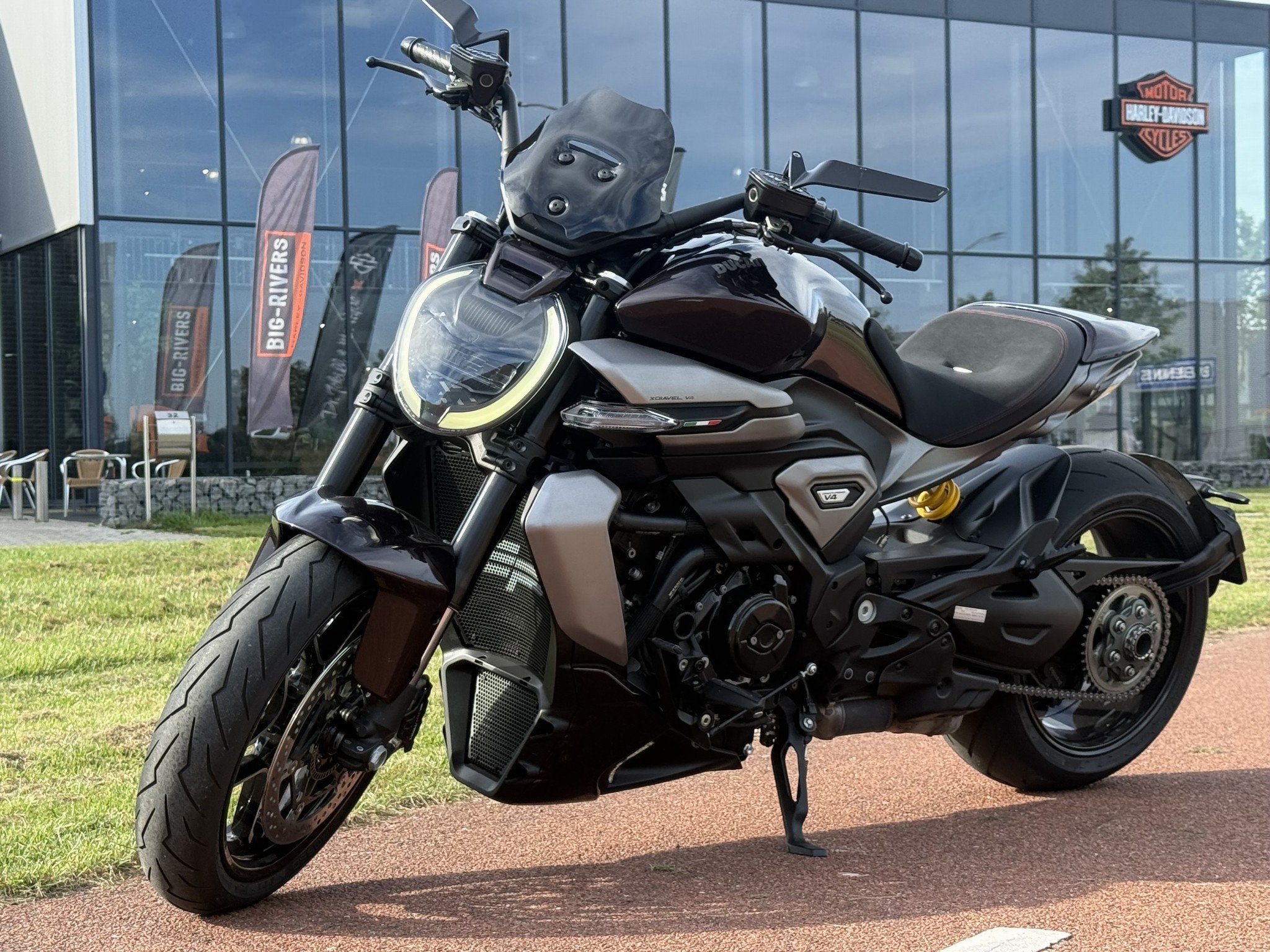 Ducati XDiavel V4