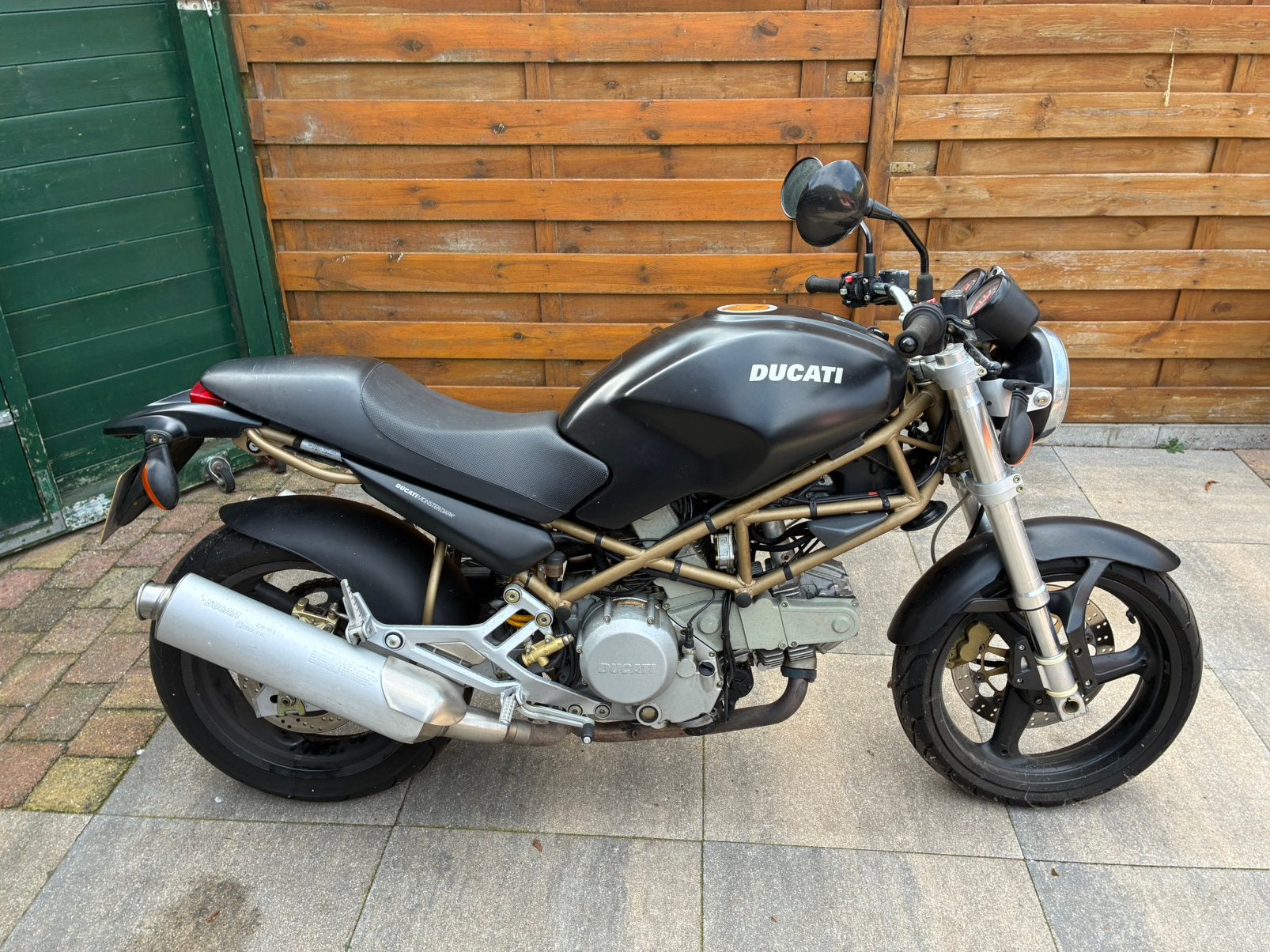 Ducati Monster 600