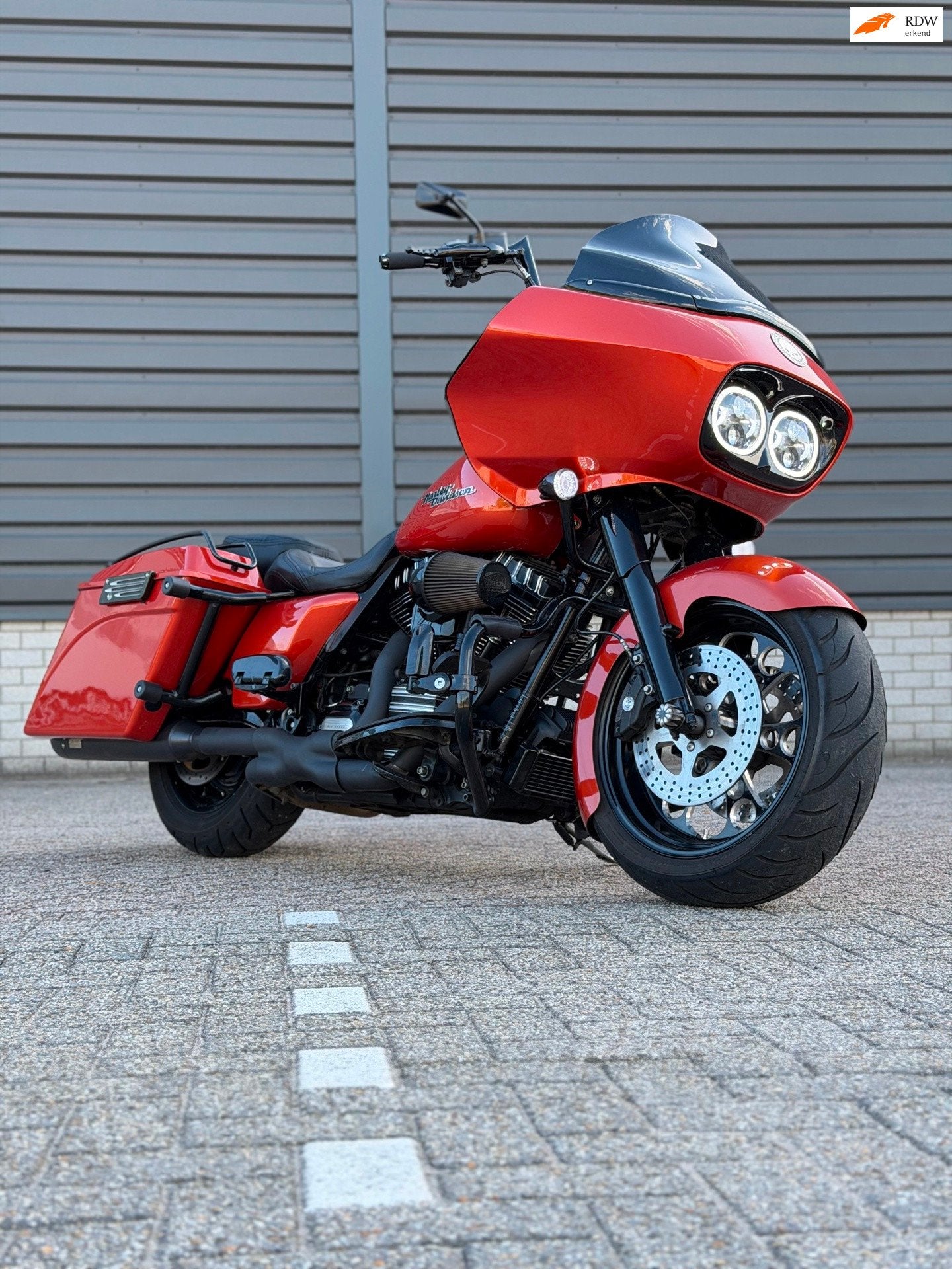 Harley-Davidson FLTRX Road Glide