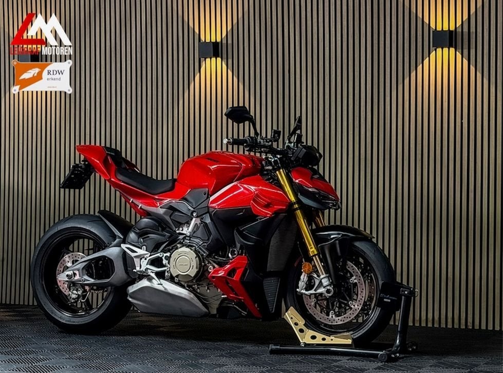 Ducati Streetfighter V4 S