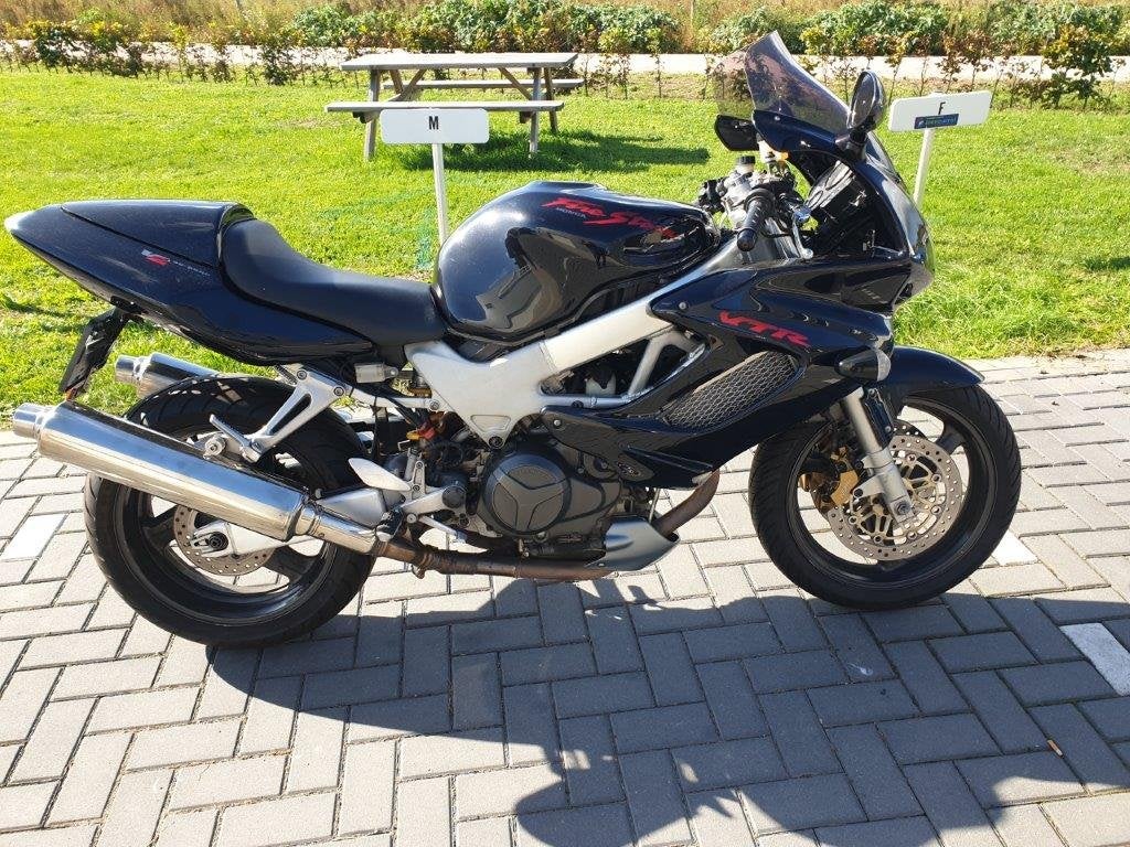 Honda VTR 1000F Firestorm