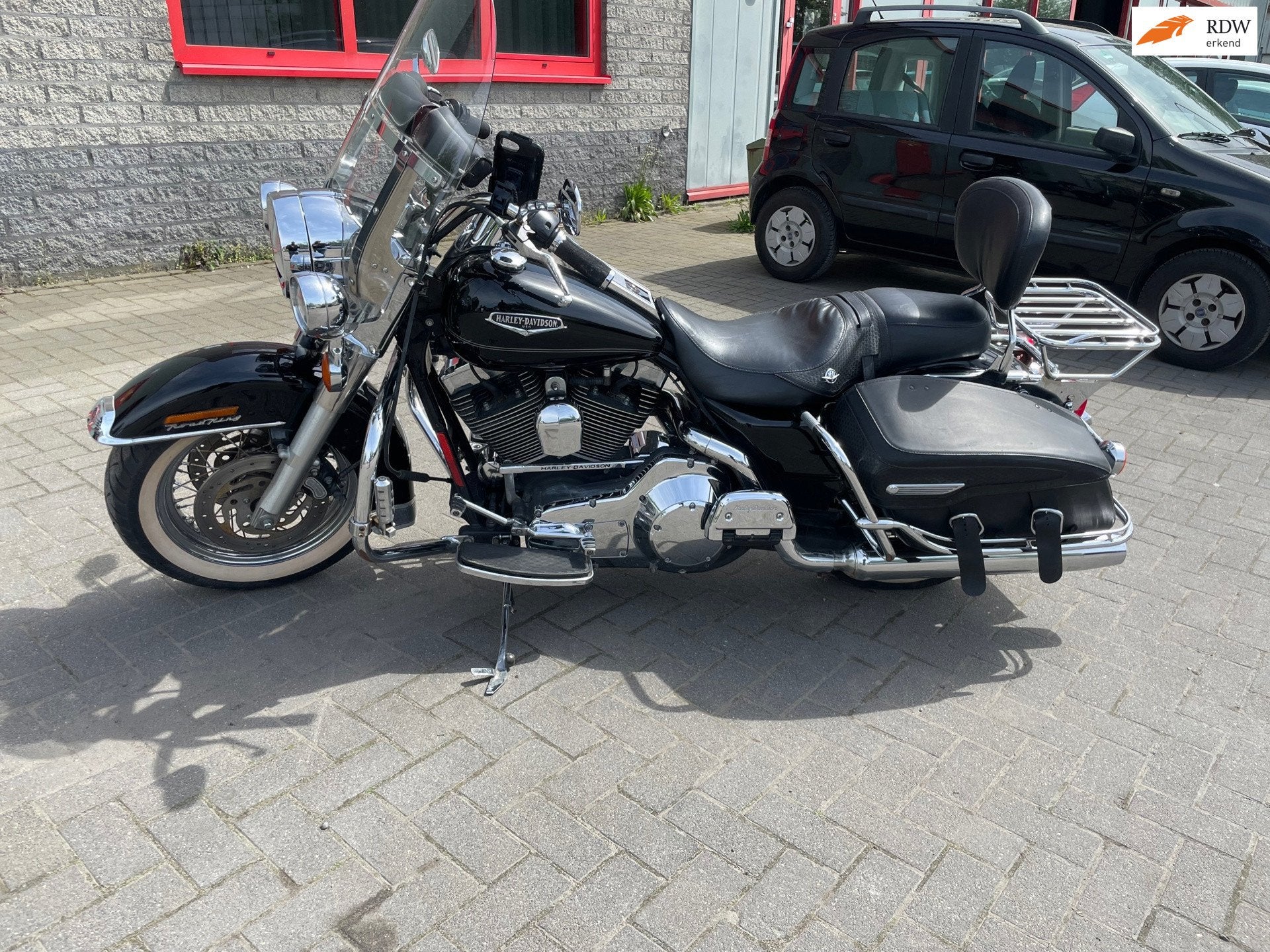 Harley-Davidson FLHRC/I Road King Classic