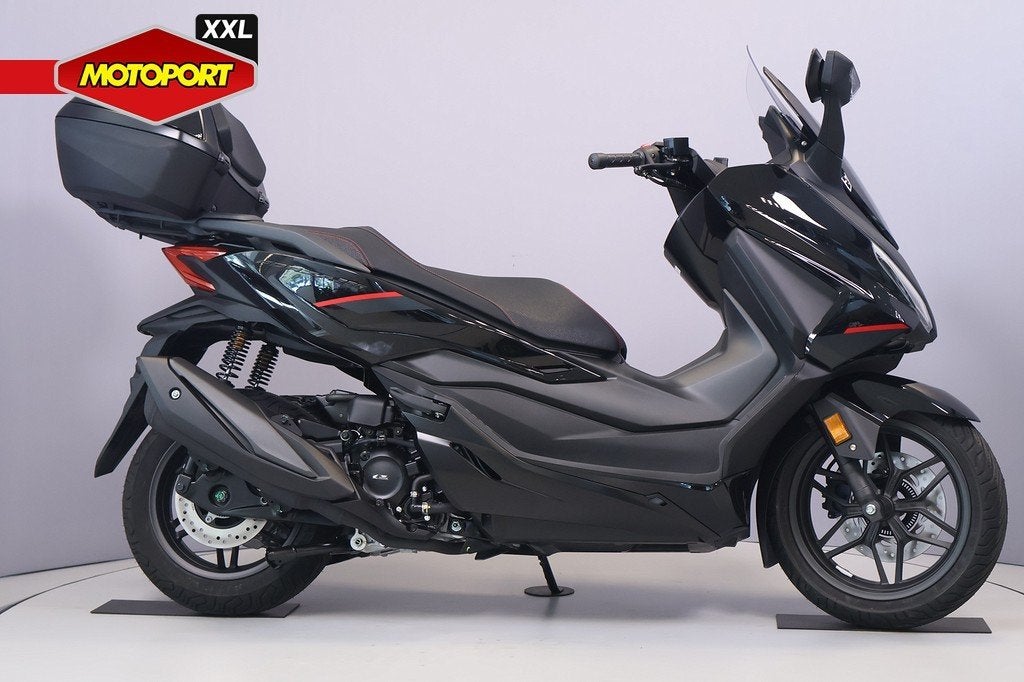Honda Forza 350
