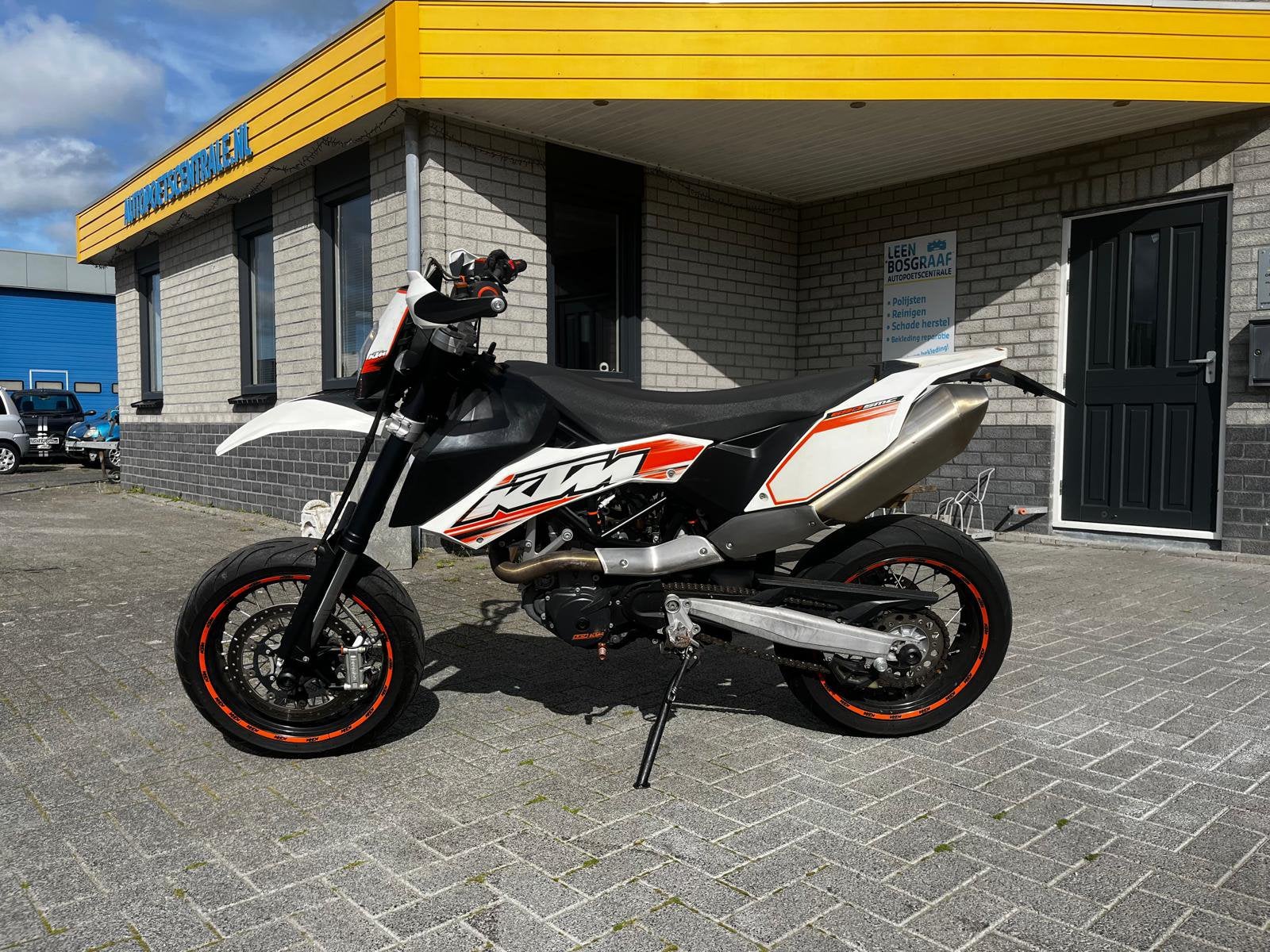 KTM 690 SMC