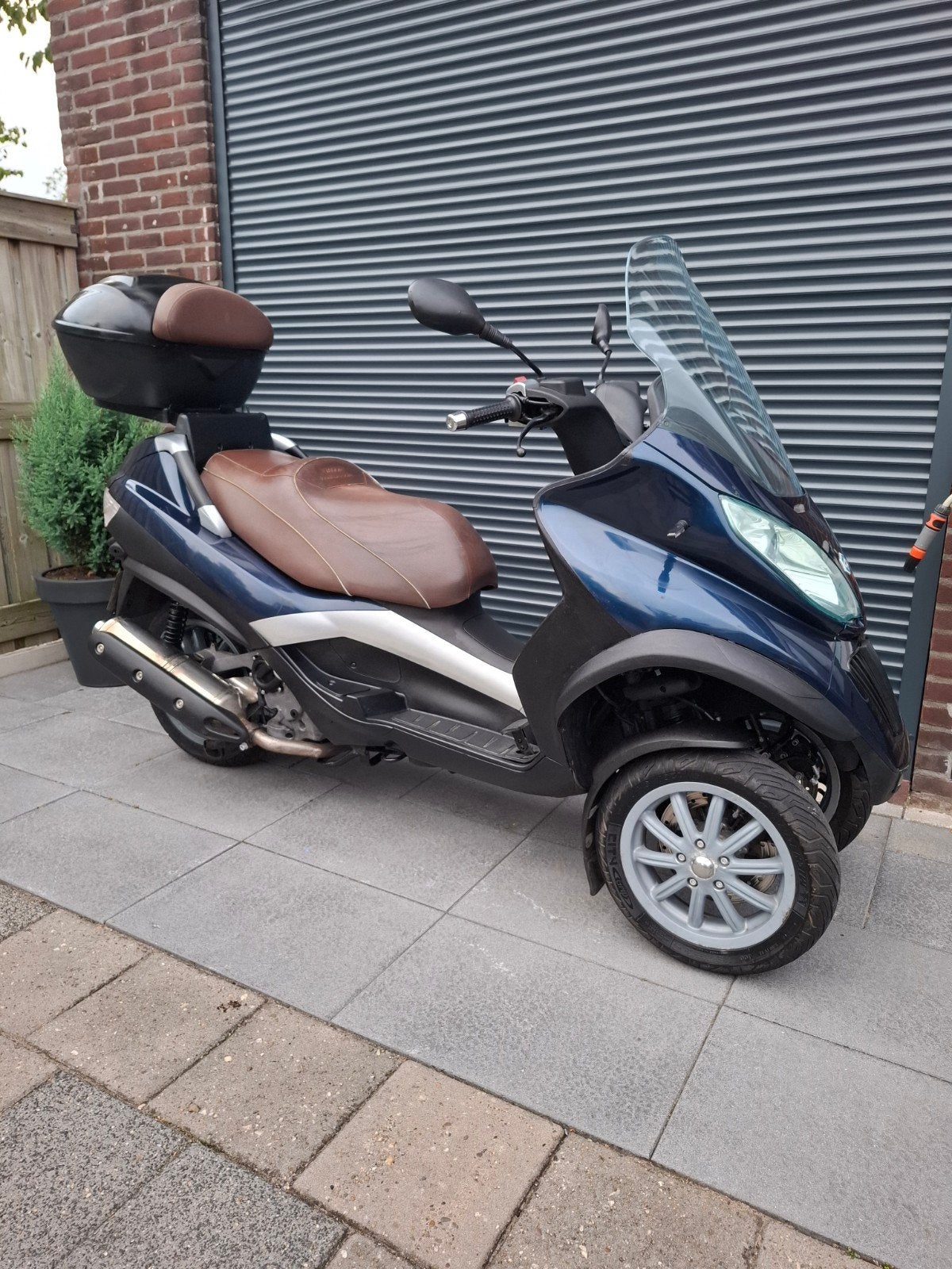 Piaggio MP3 125