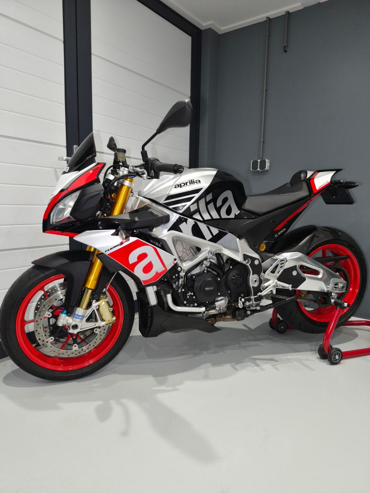 Aprilia Tuono V4 1100 Factory
