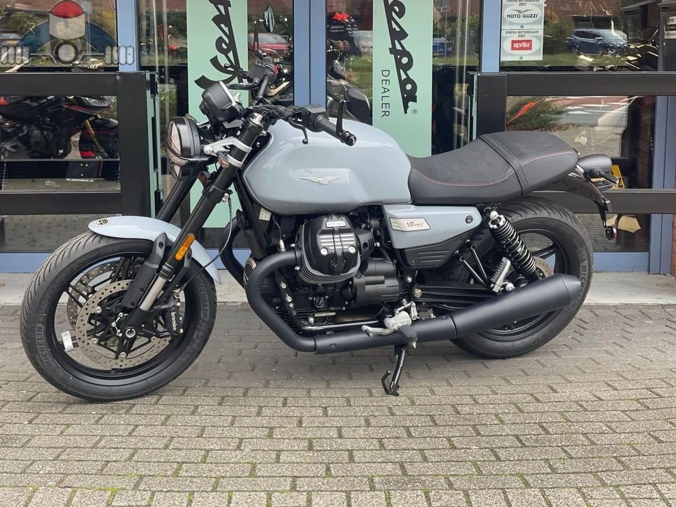 Moto Guzzi V7 750 Sport