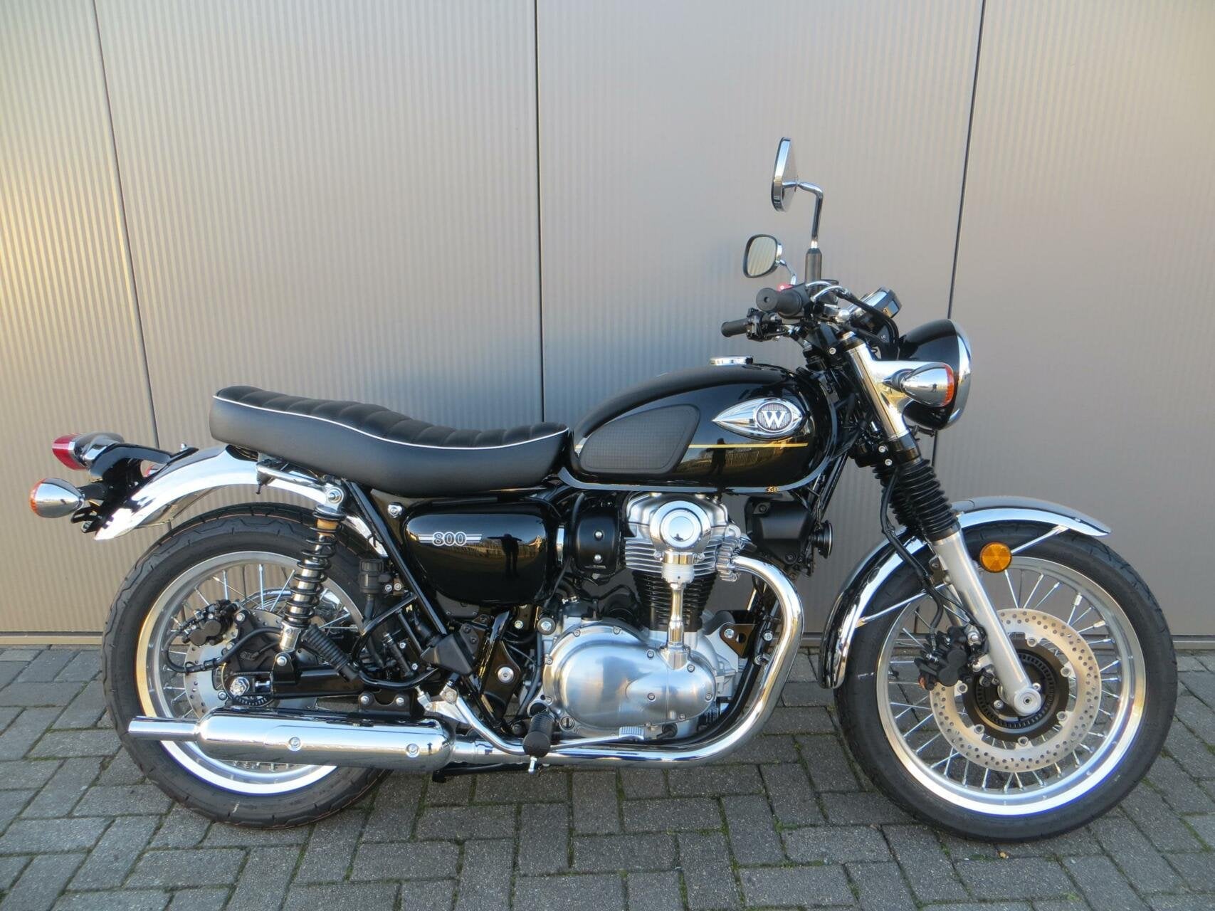 Kawasaki W 800