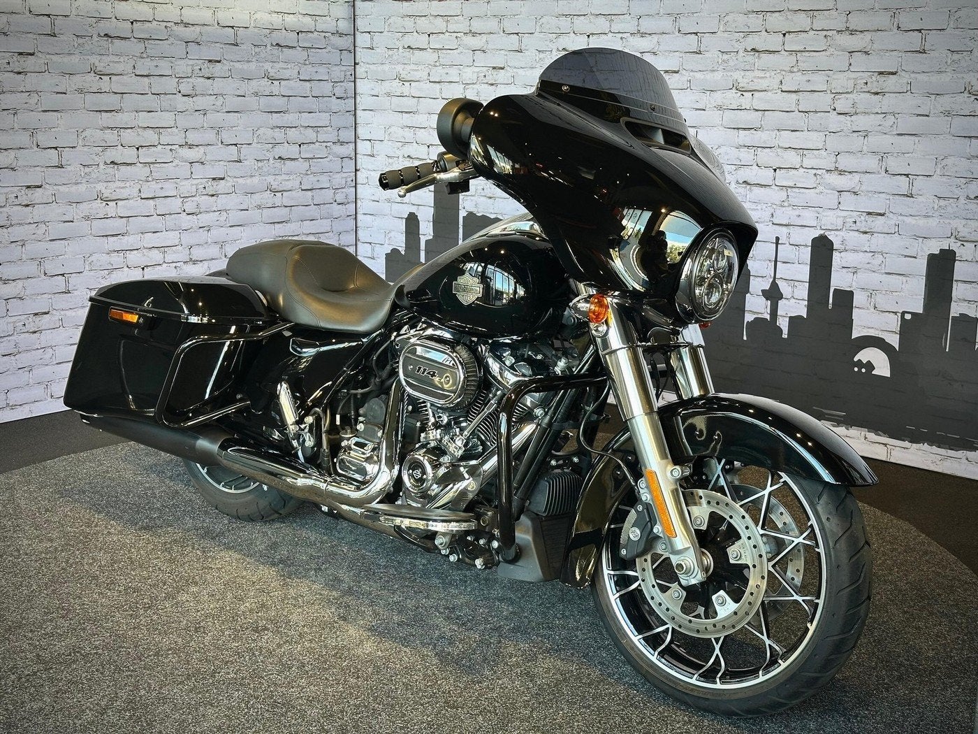 Harley-Davidson FLHXS Street Glide Special