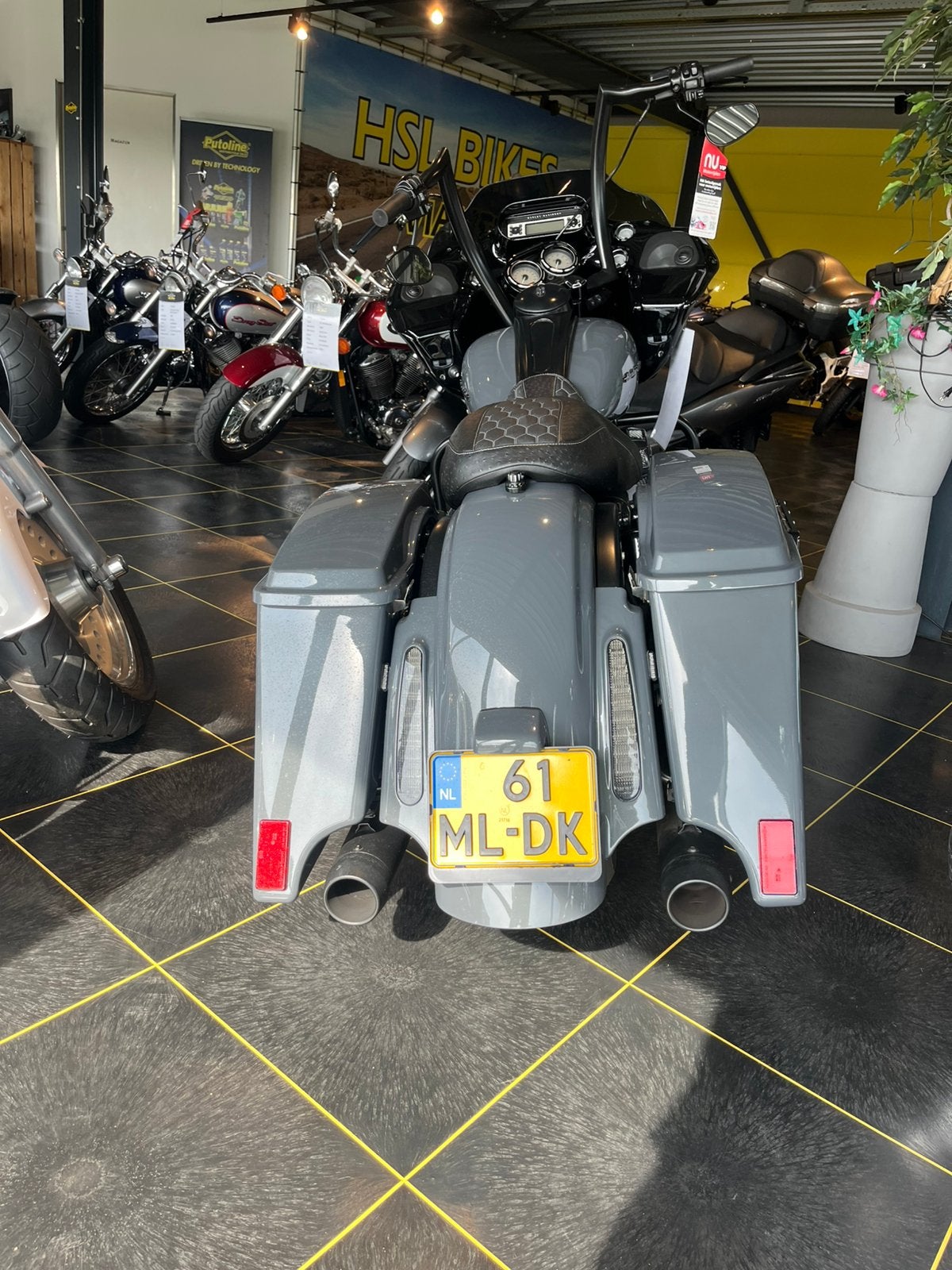 Harley-Davidson FLTRX Road Glide