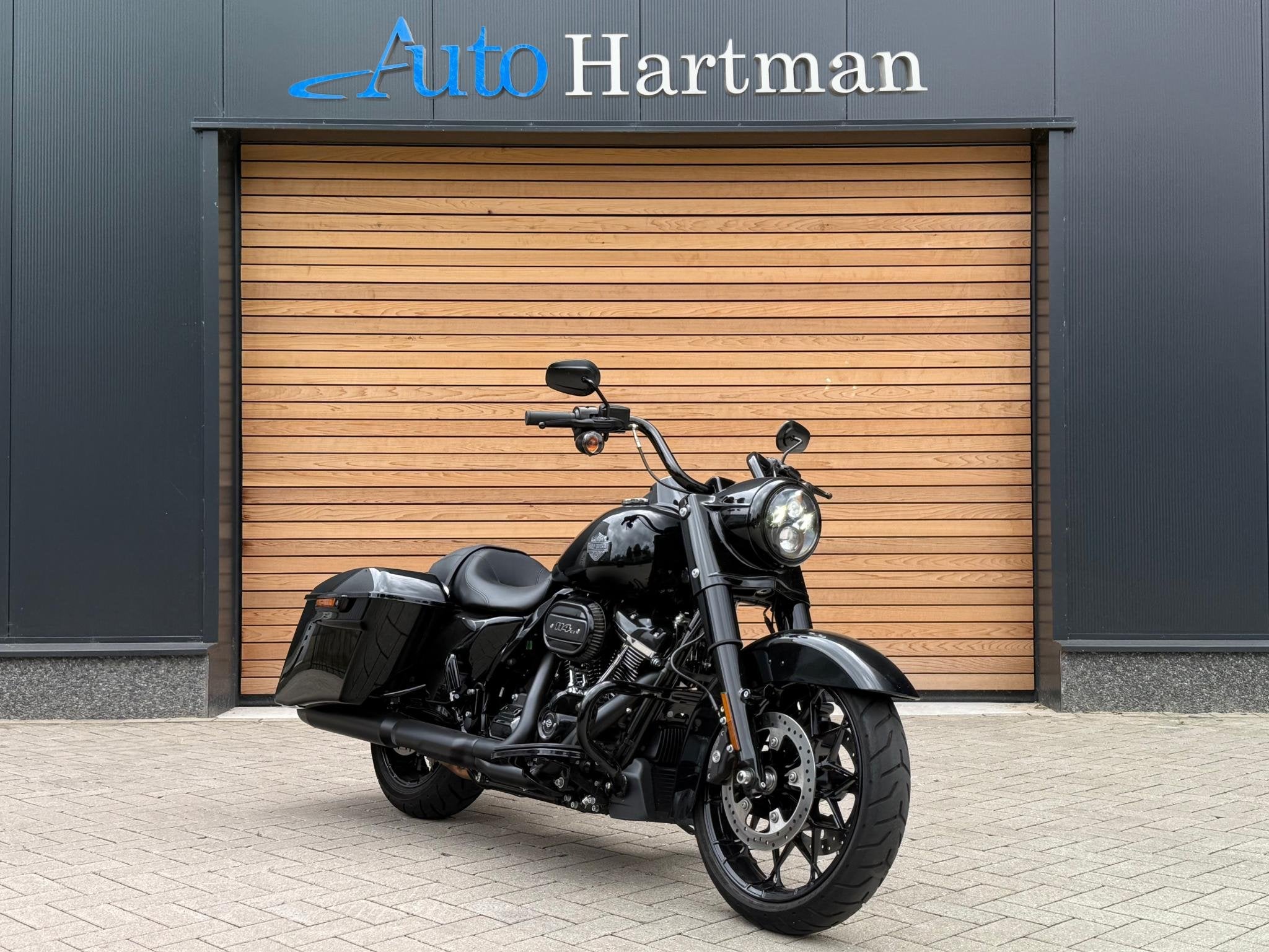 Harley-Davidson FLHRXS Road King Special 114