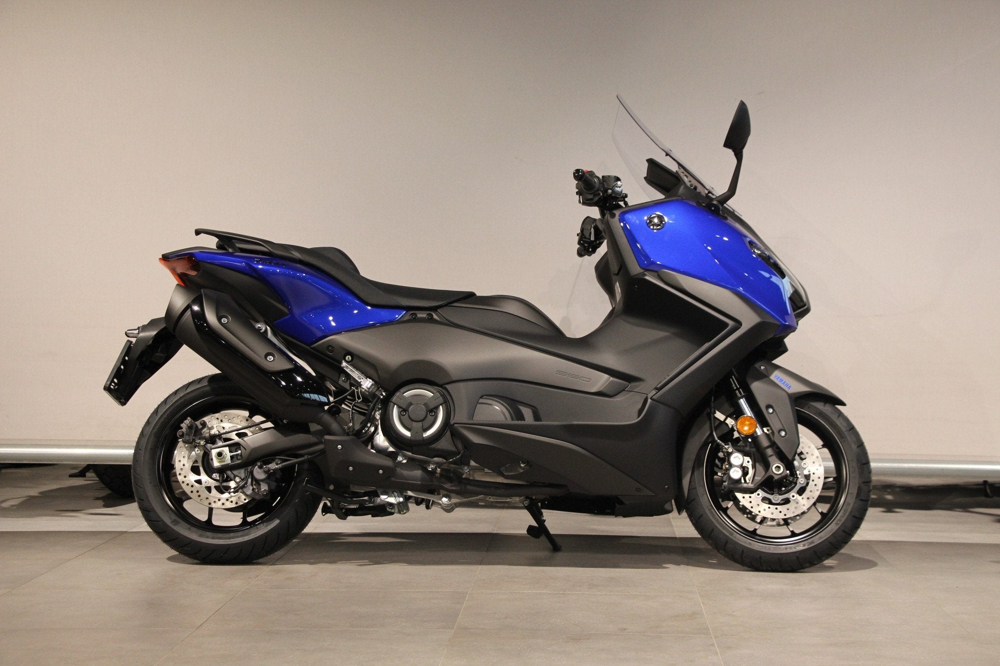 Yamaha TMAX 560