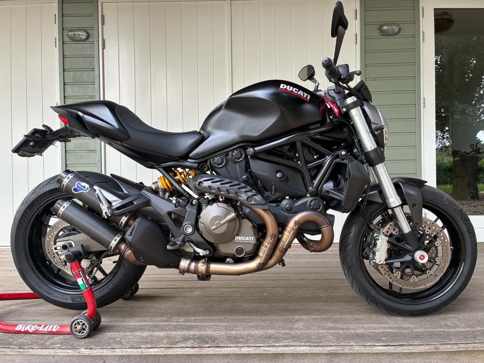 Ducati Monster 821