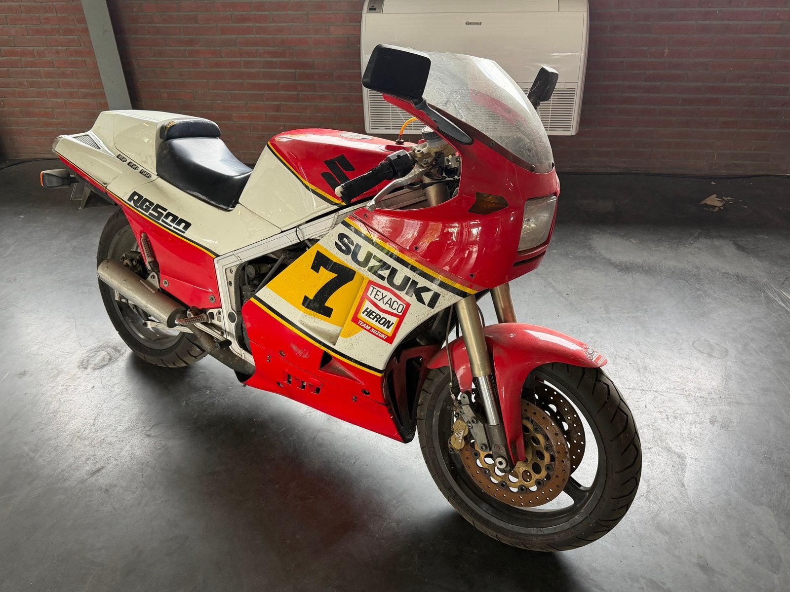Suzuki RG 500