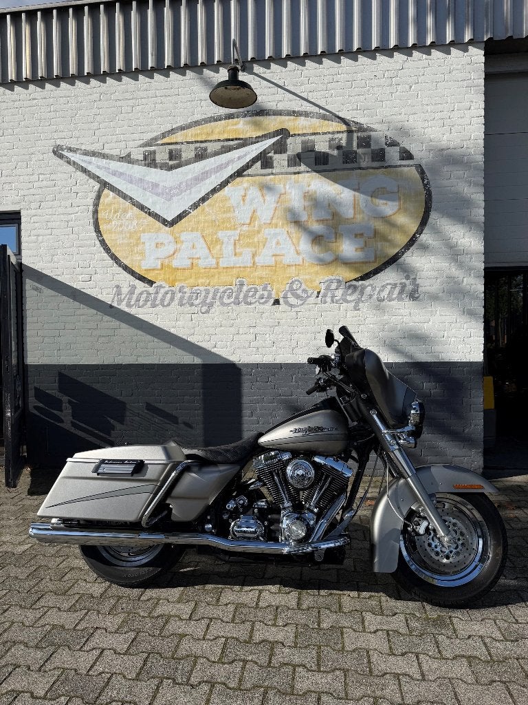 Harley-Davidson FLHX Street Glide