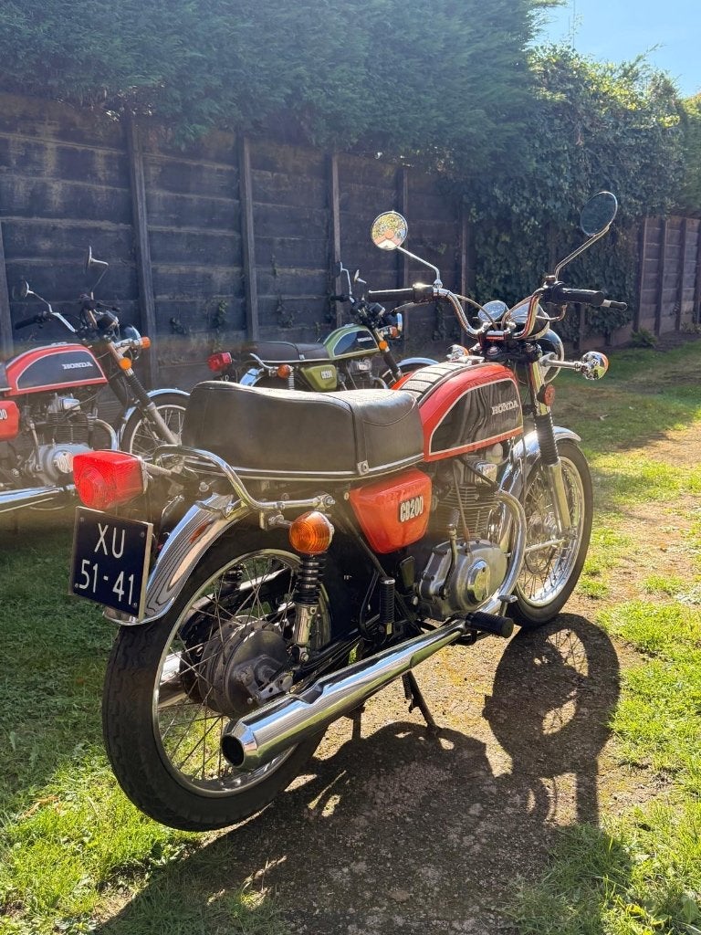 Honda CB 200