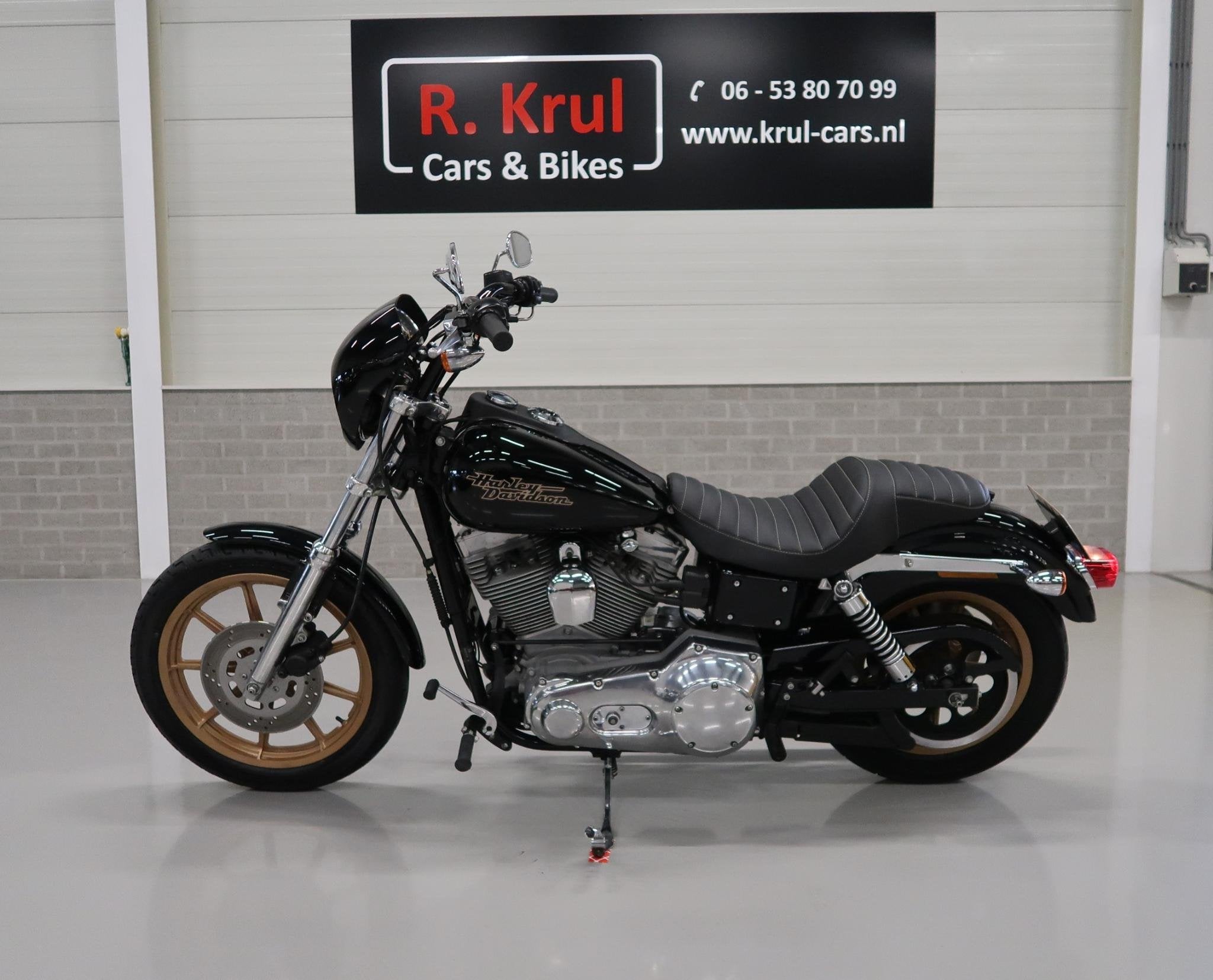 Harley-Davidson FXD Dyna Super Glide