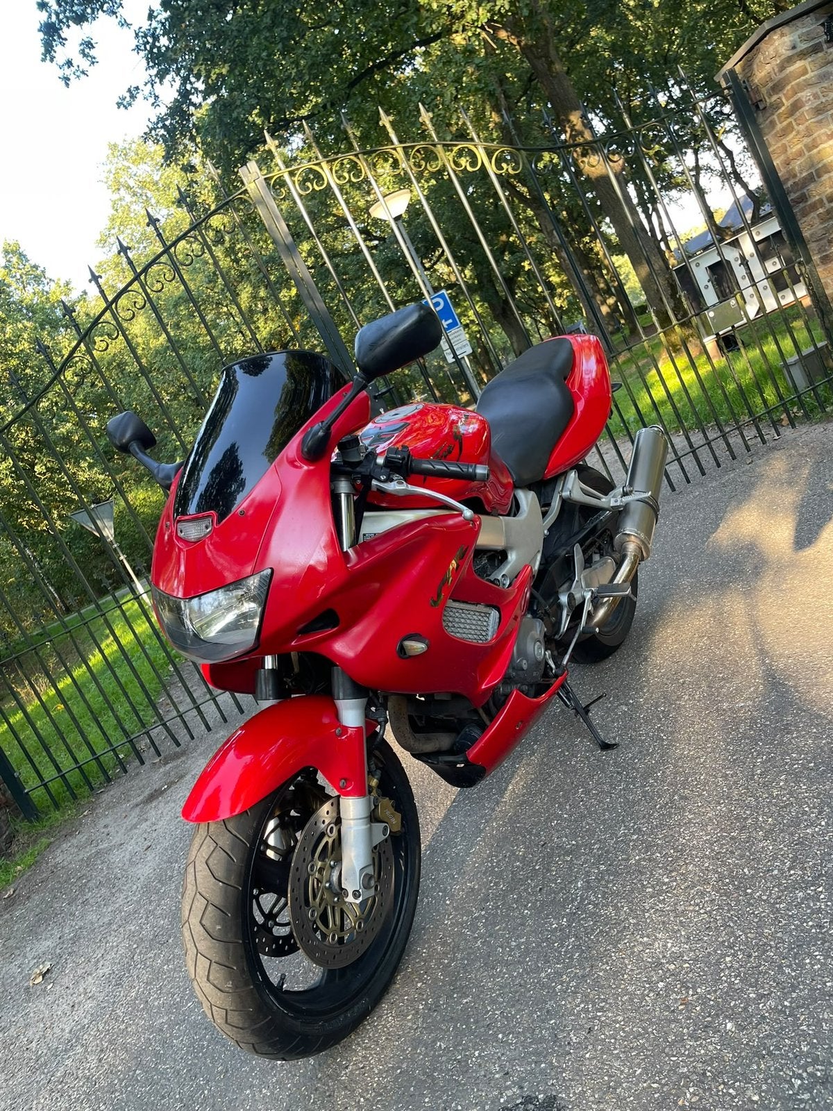Honda VTR 1000F Firestorm